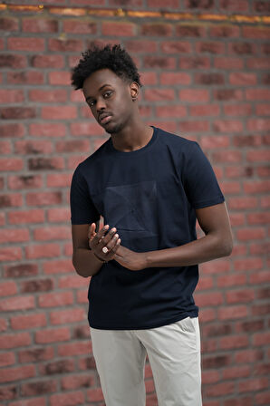 Slim Fit Pamuklu Önü Baskılı Sıfır Yaka T-Shirt