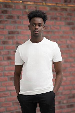 Slim Fit Pamuklu Önü Baskılı Sıfır Yaka T-Shirt