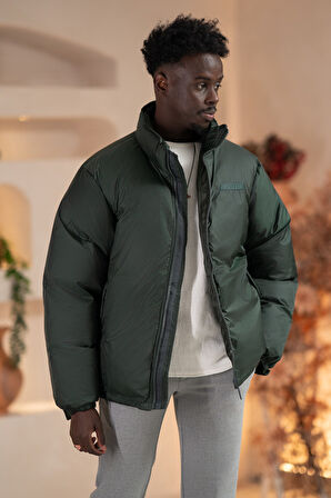 Oversize (Bol Kesim) Dik Yaka Fermuar Kapamalı Şişme Mont