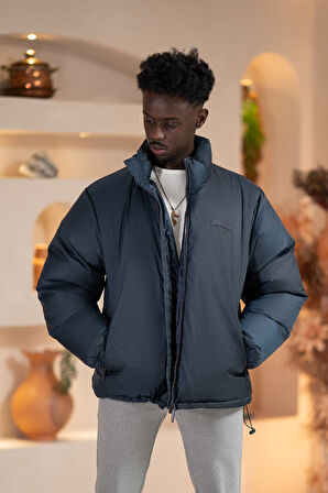 Oversize (Bol Kesim) Dik Yaka Fermuar Kapamalı Şişme Mont