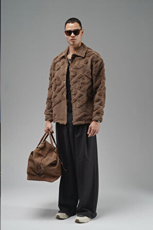 Oversize Önü Çıtçıt Kapamalı Astarsız Ve Cepsiz Peluş Ceket