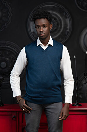 V Yaka Regular Fit Yünlü Kolsuz Triko Süveter