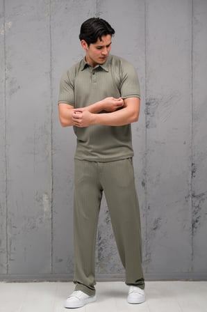 Regular Fit Likralı Kendinden Çizgili Yarım Baggy Pantolonlu T-shirt Takım