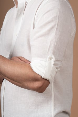 Slimfit Yaka Düğmeli Katlamalı Kol Keten Yazlık Gömlek