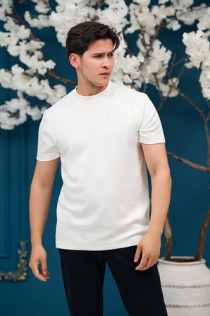 Bisiklet Yaka Yarı Oversize Likralı Yumuşak Kumaş T-shirt