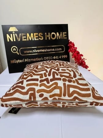 NİVEMESHOME LUCCA PL06 ELYAF DOLGULU YENİ SEZON KIRLENT KILIFI KİREMİT 45 X 45
