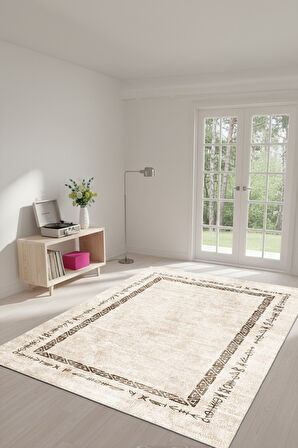 Zeminde Geleneksel İzler  Geometrik Motifli Bej Renkli Kaymaz Taban Halı