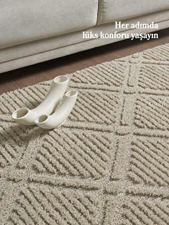 Yumuşak Peluş Tüylü İskandinav desenli Kabarık Bukleli Bej Renkli Halı