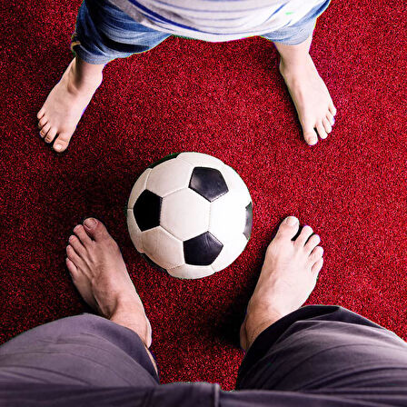 Çim Halı Suni Yapay 7 mm Hav Yüksekliği Dekoratif  Kesme Kaymaz Balkon Bahçe Teras Kırmızı Renkli Halı