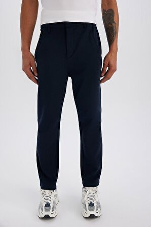 DeFactoFit Sporcu Jogger Eşofman Altı Slim Fit Dar Kesim Standart Paça Cepli Beli Lastikli D1956AX24AUNV146