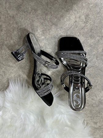 Günlük Kadın Taşlı Terlik Hologram Kalın Şeffaf Topuklu Küt Burunlu Üç Bantlı Abiye Sandalet 6100