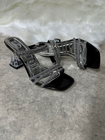 Günlük Kadın Taşlı Terlik Hologram Kalın Şeffaf Topuklu Küt Burunlu Üç Bantlı Abiye Sandalet 6100