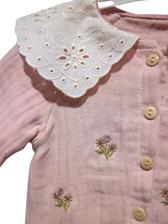 ÇİÇEK NAKIŞLI GÜPÜR YAKALI KIZ TAKIM