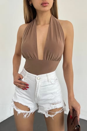Beyaz Yıkamalı Lazer Yırtıklı Mini Denim Şort