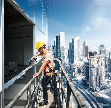 Bosch Professional GSB 180-LI 2x2.0 Ah Çift Akülü Darbeli Delme Vidalama Makinesi + 23 Parça Set  - 06019F8308