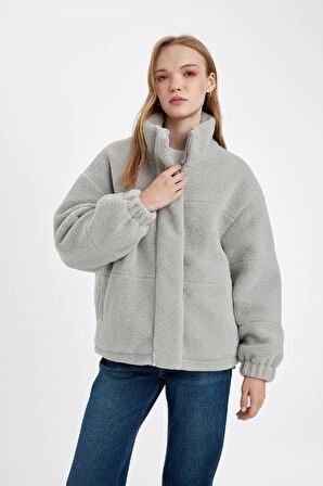 Pelüş Mont Dik Yaka Fermuarlı Cepli Etek Ucu Ayarlanabilir Lastikli