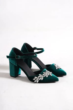 ForeverSoles Kadın Yeşil Kadife Görünümlü İnce Topuklu Kapalı Burun Stiletto Ayakkabı Düğün Nişan Davet