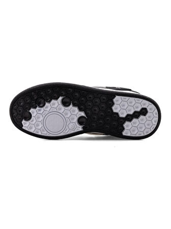 051 Genç Sneaker