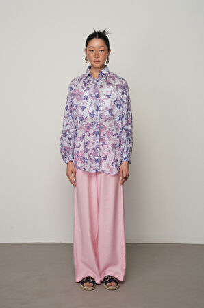 KADIN KOLLARI BAĞLAMALI MAVİ RENK ÇİÇEK DESENLİ OVERSİZE GÖMLEK