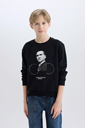 DeFacto Erkek Çocuk Bisiklet Yaka Atatürk Baskılı Sweatshirt D8201A824WNBK81