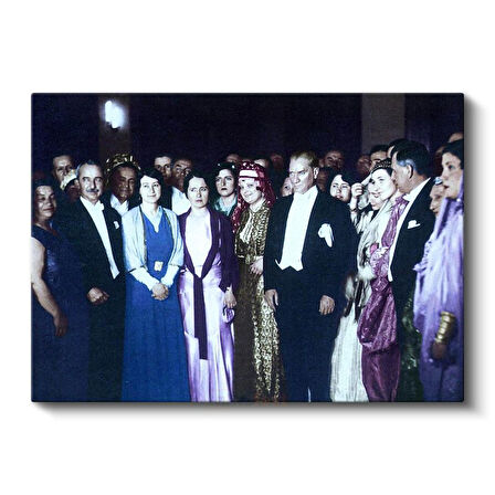 Cumhuriyet Balosu - Atatürk'ün Modern Türkiye'si Kanvas Tablo