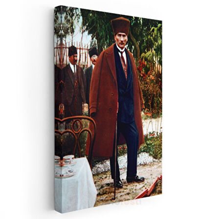 Kahverengi Paltolu Atatürk - Bahçede Bastonlu Kanvas Tablo