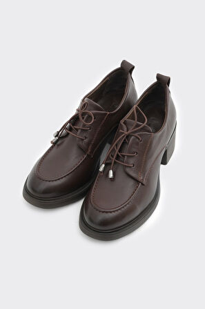 Hakiki Deri Kısa Topuklu Casual Kadın Ayakkabı