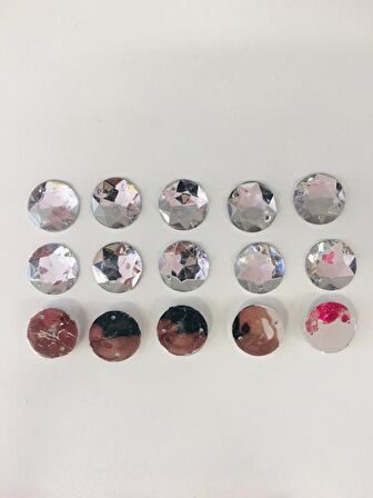 SÜSLÜ TAŞ DELİKLİ 20 ADET PLASTİK/AKRİLİK YUVARLAK GÜMÜŞ ÇAP: 2 CM