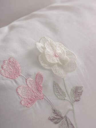Cotton Box 3D Nakışlı Çift Kişilik Saten Nevresim Takımı Jolie Pembe