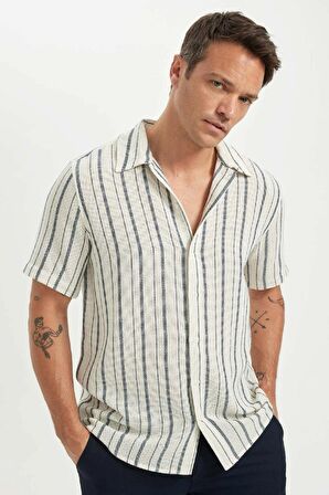 DeFacto Regular Fit Yazlık Polo Yaka Çizgili Pamuklu Kısa Kollu Gömlek C8315AX24SMER42