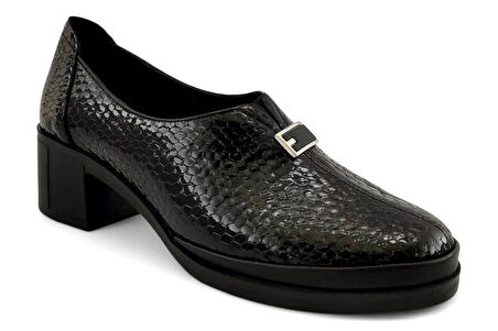 Beety 561 Günlük Hakiki Deri Kadın Ayakkabı-Siyah Rugan