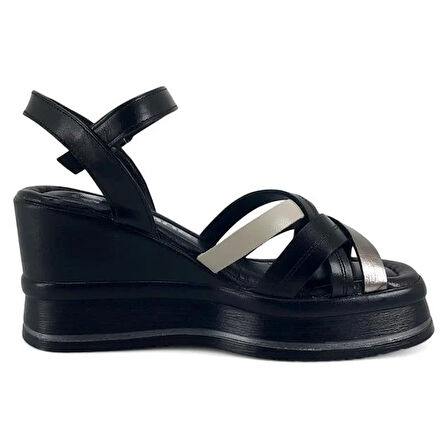 Venüs 2510902 Günlük Hakiki Deri Kadın Sandalet-Siyah