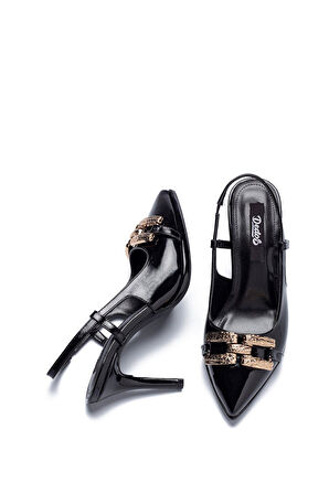 6210 Kadın Önü Kapalı Platform Tokalı Ayakkabı