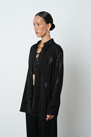 Kadın Siyah Renk Lale Desenli Oversize Kesim Gömlek