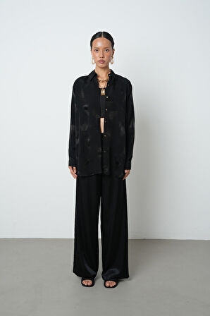 Kadın Siyah Renk Lale Desenli Oversize Kesim Gömlek