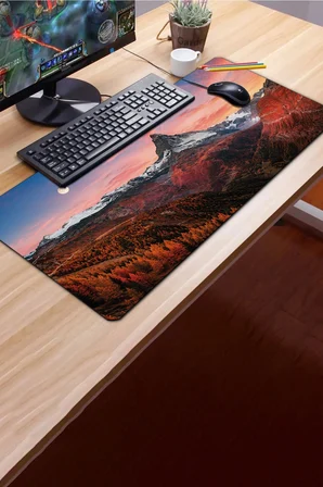 SonicTouch Klavye Mousepad 40x90cm Dikişsiz Pürüzsüz Sıvı Geçirmez Kaymaz Taban Kızıl Dağlar