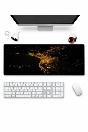 SonicTouch Klavye Mousepad 32x70cm Pürüzsüz Sıvı Geçirmez Kaymaz Taban Antalya Gece Haritası