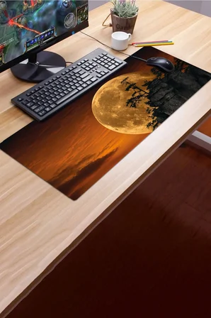 SonicTouch Klavye Mousepad 32x70cm Dikişsiz Pürüzsüz Sıvı Geçirmez Kaymaz Taban Kehribar Ay