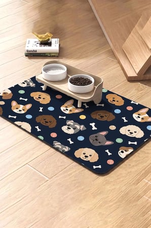 MAtGo Pati Kedi Köpek Beslenme Matı 50x70cm Yumaklı Köpek Su Geçirmez Mama Kabı Altlığı Paspası