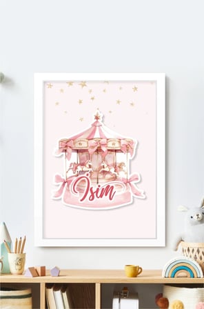 İsme Özel Boyutlu Pembe Atlıkarınca Beyaz Çerçeve 30x40 cm Tablo, Hastane Odası Kapı Süsü, Çocuk Odası, Dekorasyon