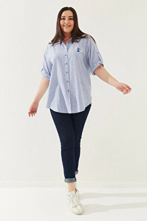 Büyük Beden Kadın Çizgili Gömlek – Rahat Kesim, Şık Tasarım