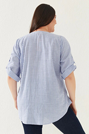 Büyük Beden Kadın Çizgili Gömlek – Rahat Kesim, Şık Tasarım