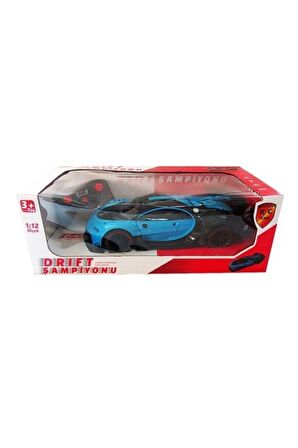 Uzaktan Kumandalı Drift Şampiyonu Drift Yapan Araba
