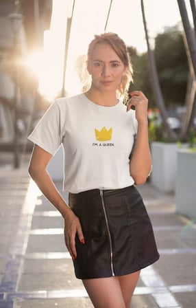 Kadın Özel Baskılı Modern Fit %100 Pamuk Bisiklet Yaka T-Shirt