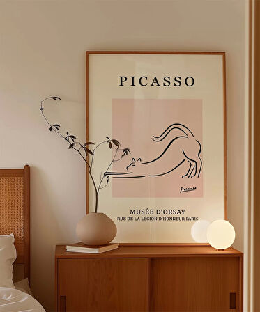 Çerçevesiz Poster Pembe Arka Planlı Picasso Çizim