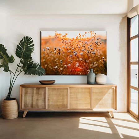 Küçük Dağ Güneşli Gün Kanvas Tablo