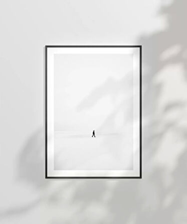 Çerçevesiz Poster Sessizlikte Tek Başına