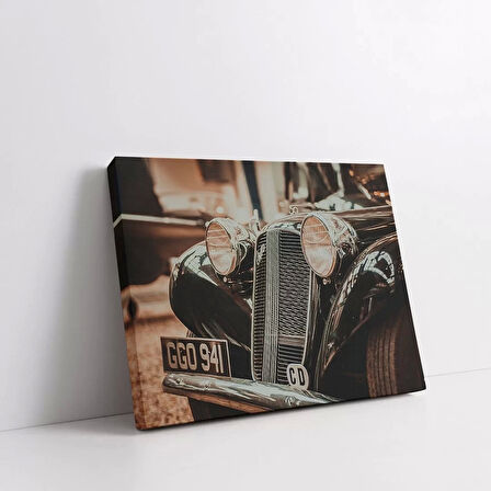 Klasik Araba Detayı Yatay Kanvas Tablo