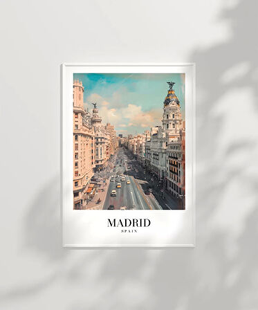 Çerçevesiz Poster Madrid’in İkonik Caddesi