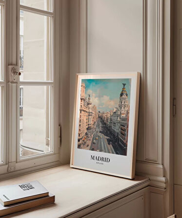 Çerçevesiz Poster Madrid’in İkonik Caddesi